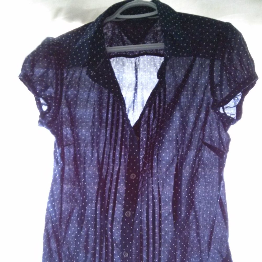 Tommy Hilfiger Women's Navy & White Polka Dot Button Up Collared Blouse, Large